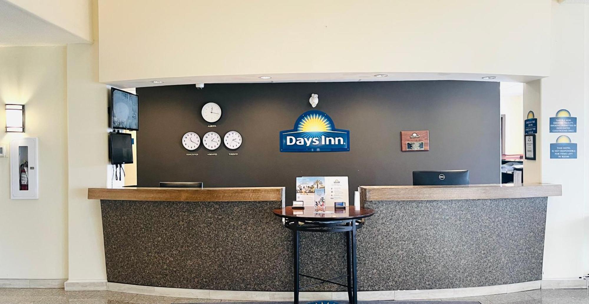 Days Inn By Wyndham Grande Prairie Exterior foto